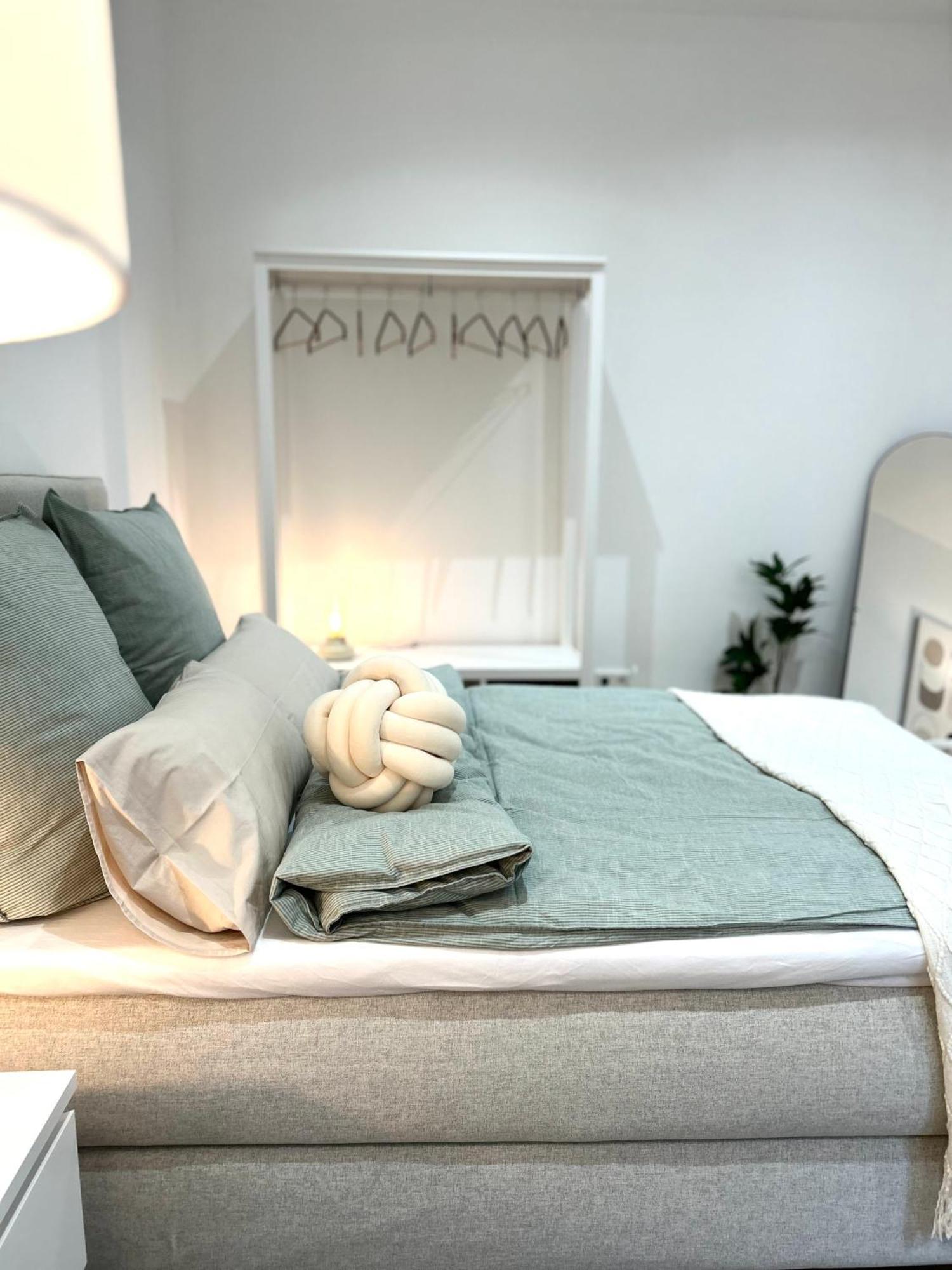 Designer City Apartment In Top Lage Fuer 6 Gaeste Karlsruhe Extérieur photo